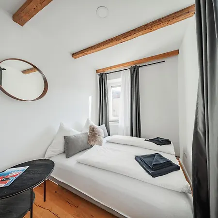 Lägenhetshotell Innsbruck City Chalet 3*