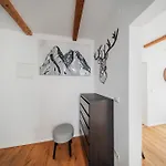 Innsbruck City Chalet Aparthotel 3*