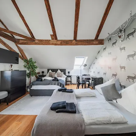 Innsbruck City Chalet