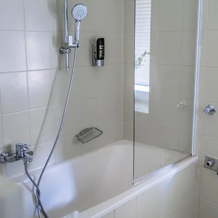 Innsbruck City Chalet 3* Інсбрук