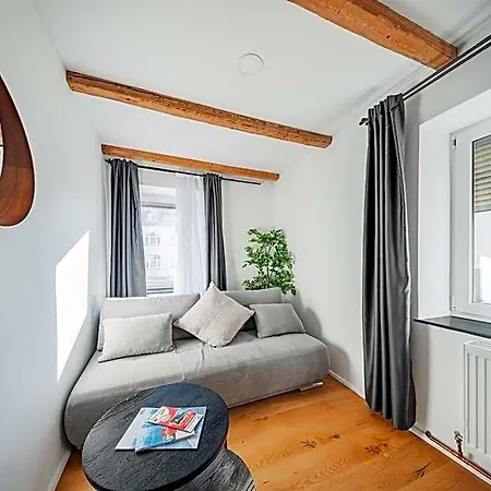 Innsbruck City Chalet Aparthotel Innsbruck
