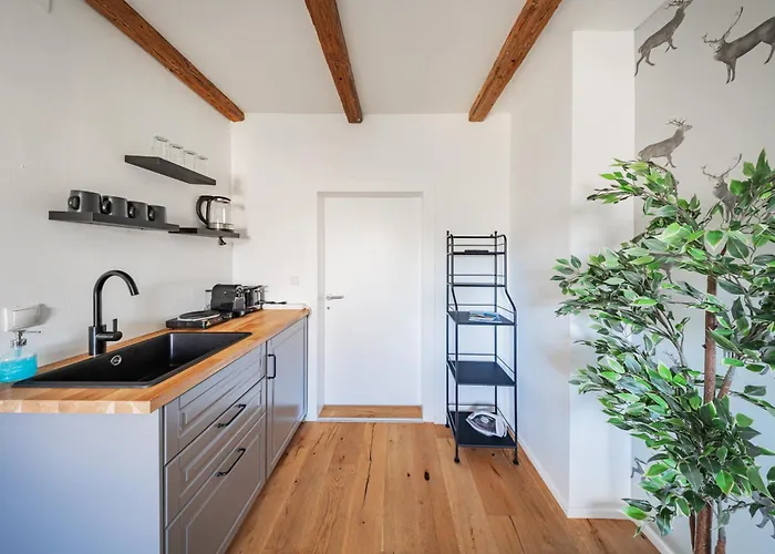 Innsbruck City Chalet 3*