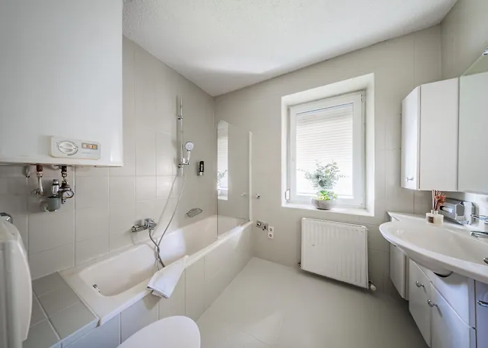 Innsbruck City Chalet 3*