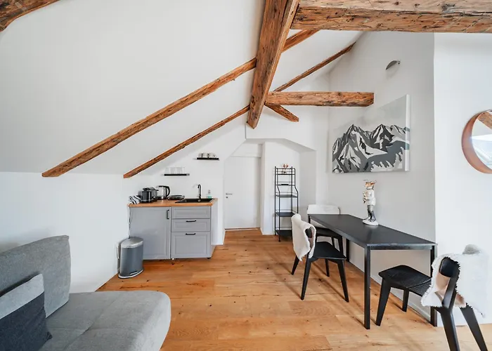 Innsbruck City Chalet 3* אינסברוק