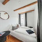 Apart-hotel Innsbruck City Chalet 3*