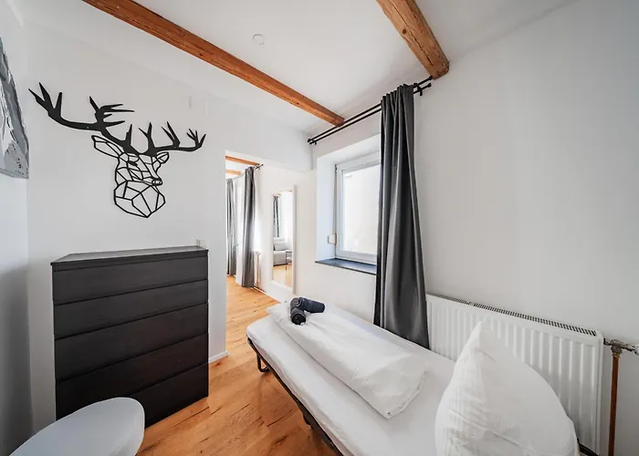 Innsbruck City Chalet מלון דירות אינסברוק